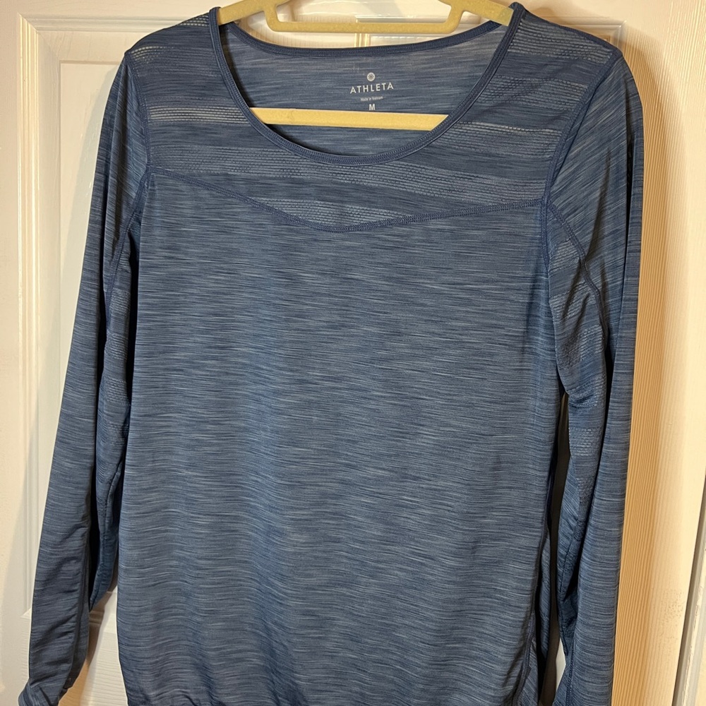 Athleta Long Sleeve Top in Blue